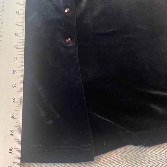 Carole Little Black Velvet Button-Down Shirt Jacket Preworn Good Condition - Picture 7 of 9